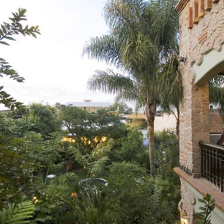 Bed and Breakfast Casa De Las Flores à Tlaquepaque Extérieur photo