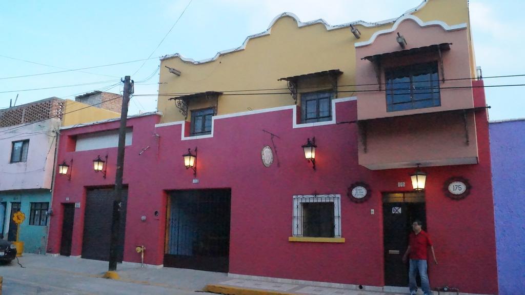 Bed and Breakfast Casa De Las Flores à Tlaquepaque Extérieur photo