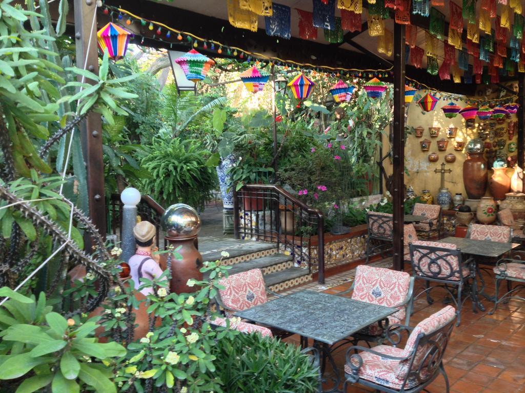 Bed and Breakfast Casa De Las Flores à Tlaquepaque Extérieur photo