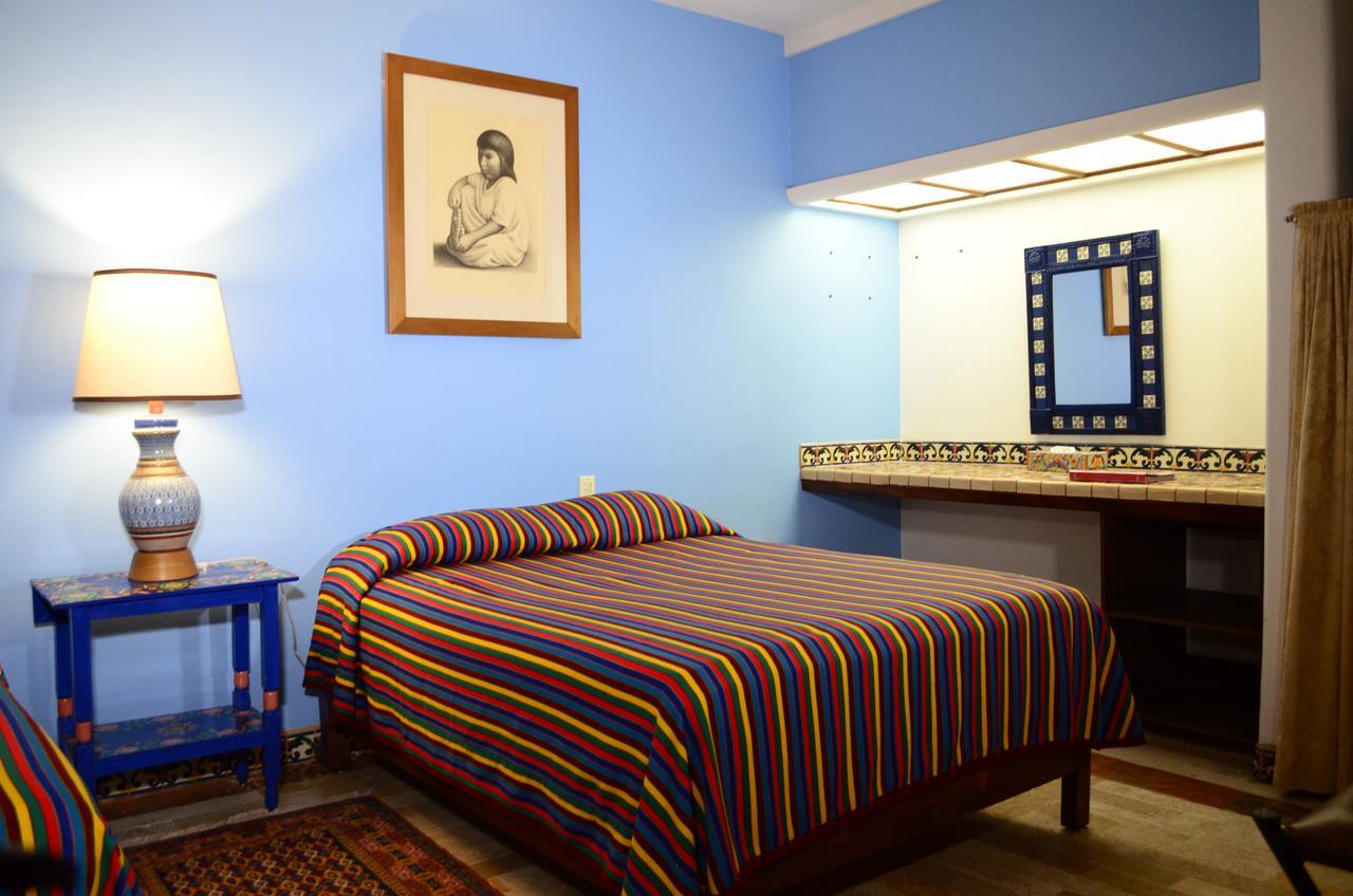 Bed and Breakfast Casa De Las Flores à Tlaquepaque Extérieur photo