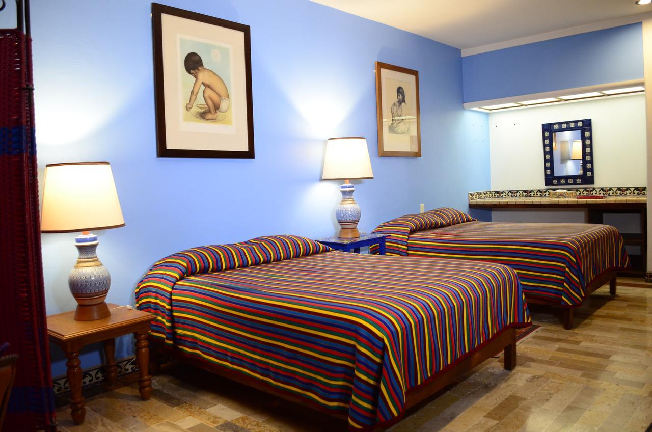Bed and Breakfast Casa De Las Flores à Tlaquepaque Extérieur photo