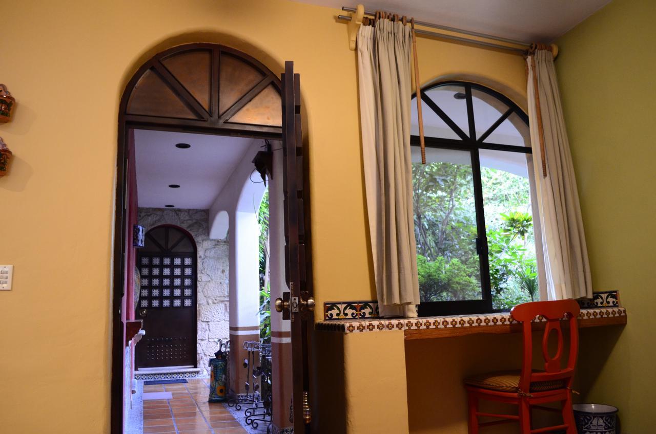 Bed and Breakfast Casa De Las Flores à Tlaquepaque Extérieur photo