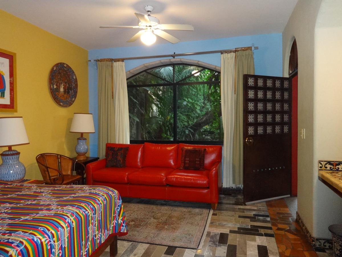 Bed and Breakfast Casa De Las Flores à Tlaquepaque Extérieur photo