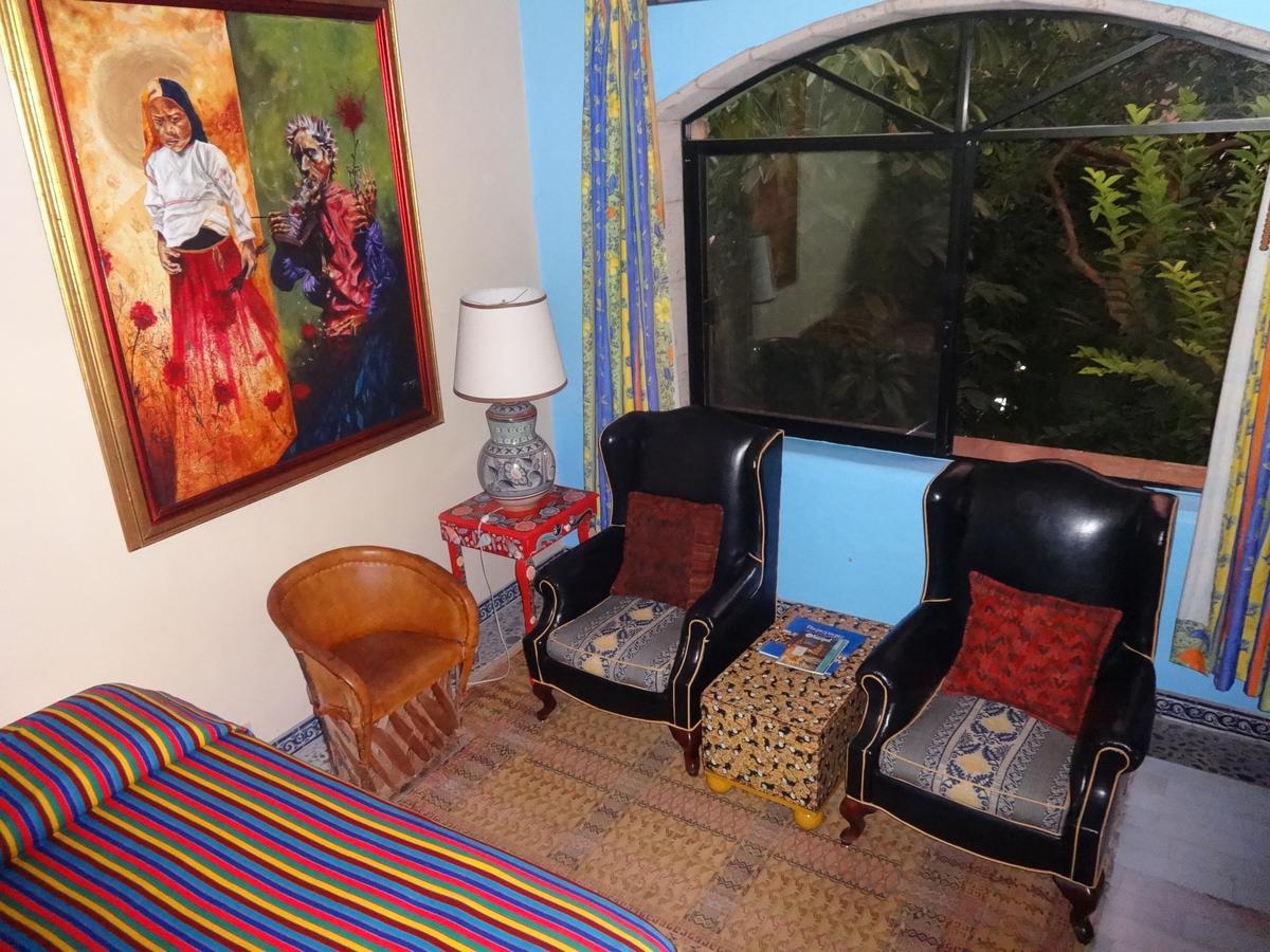 Bed and Breakfast Casa De Las Flores à Tlaquepaque Extérieur photo